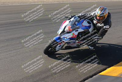 media/Dec-18-2022-SoCal Trackdays (Sun) [[8099a50955]]/Turn 4 Inside (10am)/